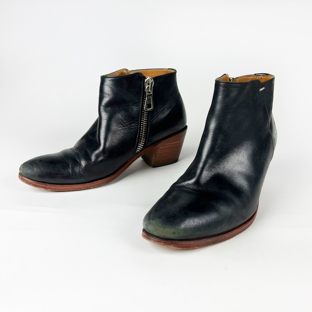 John Fluevog black leather bootie ankle boots womens size 7